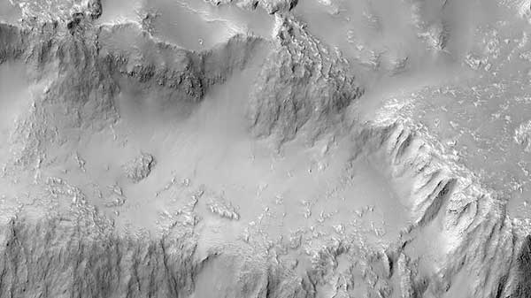 La NASA muestra unas ‘cataratas del Niágara’ en Marte