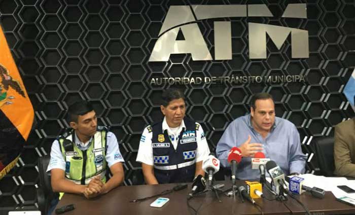 ATM no despidió a agente de tránsito