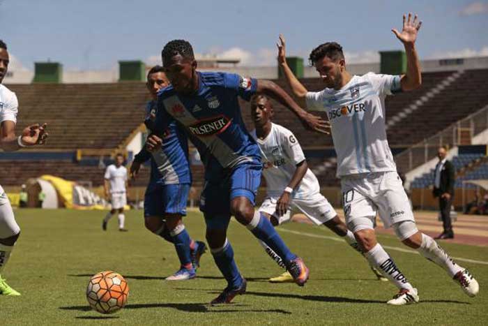 Emelec empata con Universidad Católica 1-1