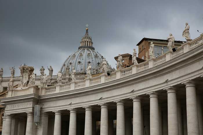 Juicio a exdirigentes del Vaticano