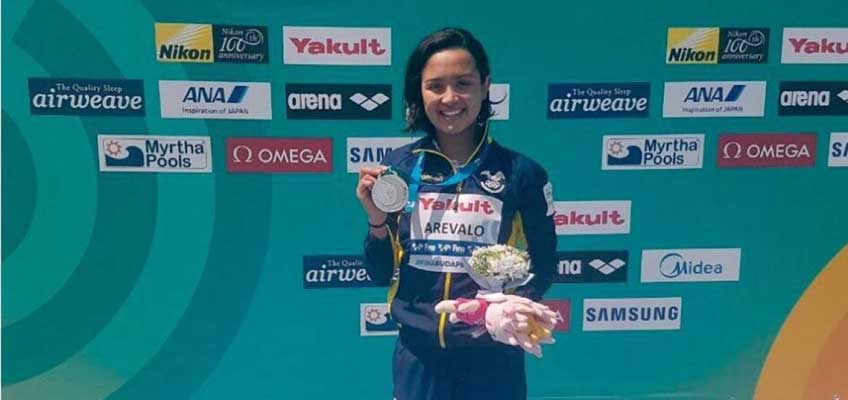 Samantha Arévalo subcampeona en natación