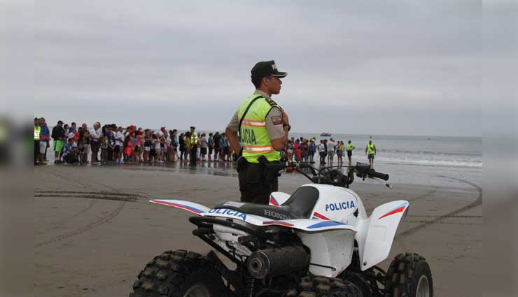 Ministerio del Interior, Policía Nacional, Feriado, 10 de Agosto