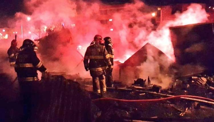 Incendio, Quito, Cuerpo de Bomberos,