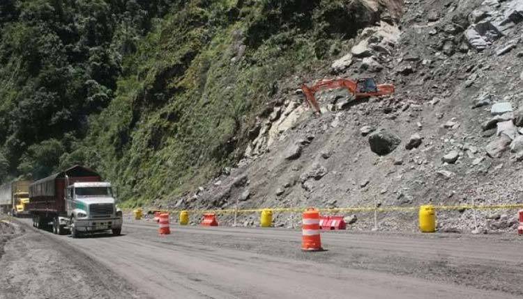 Aloag Santo Domingo, Deslizamiento de Tierra, Santo Domingo de los Tsachilas,