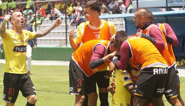 Barcelona, Técnico Universitario, Fútbol, Campeonato Ecuatoriano de Fútbol,