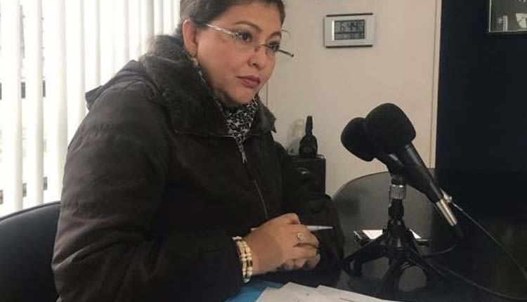 Sofia Espin, Política, Ecuador,