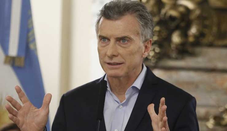 Argentina emplea fondos de FMI para atajar devaluación