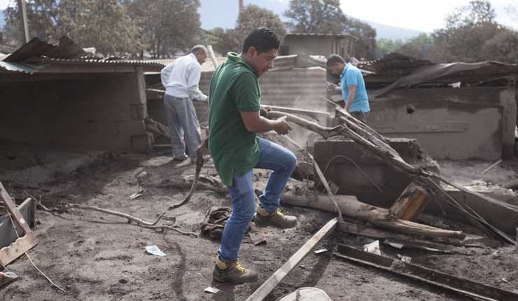 Guatemala: suspenden tareas de rescate cerca de volcán