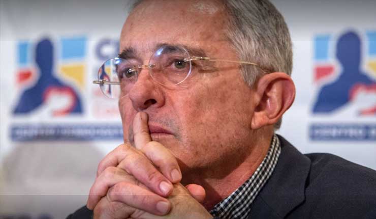 Justicia de Colombia cita a expresidente Uribe por caso de manipulación de testigos