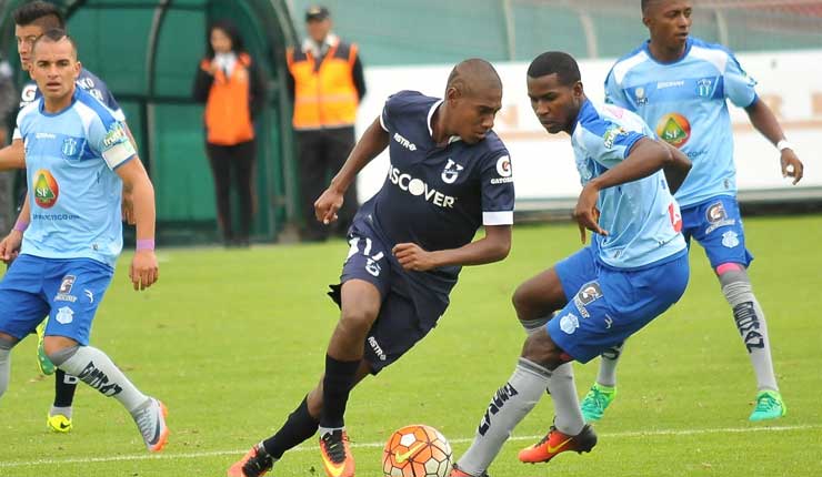 Universidad Católica, Fútbol, Macará, Campeonato Ecuatoriano,