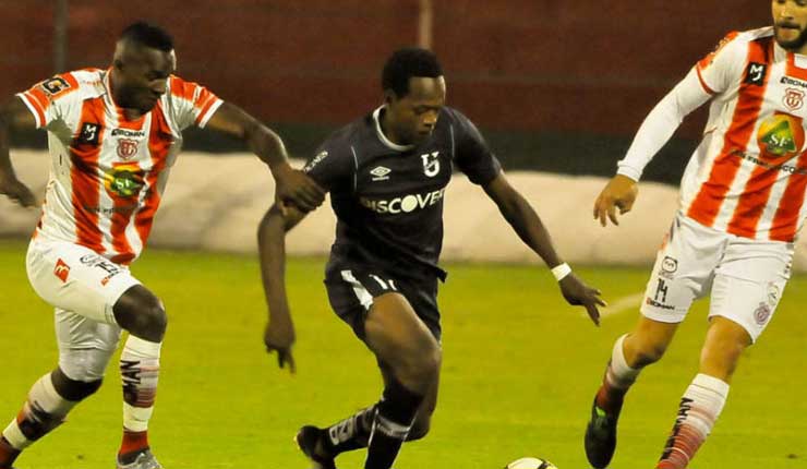 Universidad Católica, Futbol, Campeonato Ecuatoriano,