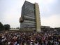 Miles alumnos marchan contra violencia en universidad México
