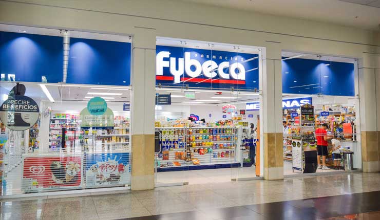 Empresa mexicana comprará red de farmacias Fybeca y SanaSana