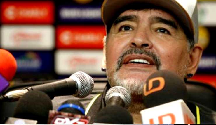 Maradona debuta con goleada como DT Dorados de Sinaloa en México