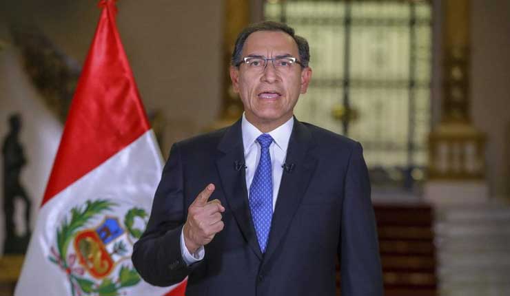 Vizcarra presiona al Congreso peruano por referendo