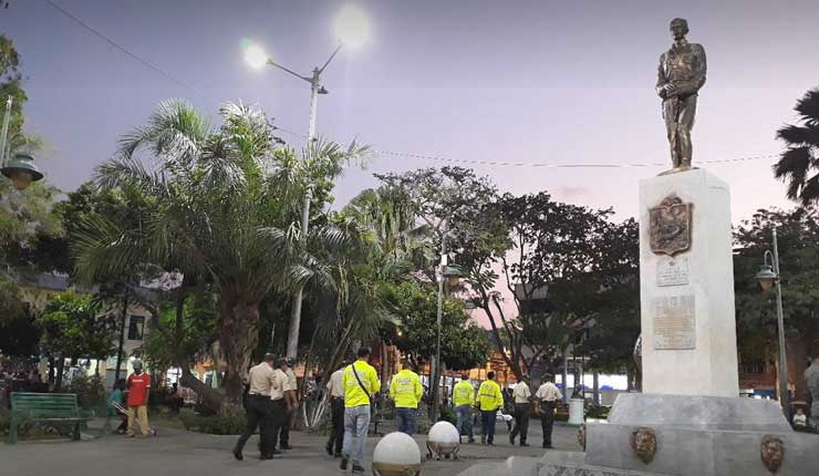 Robos y drogas en el parque central de Esmeraldas