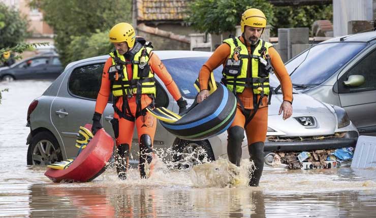 Suben a 13 los muertos en inundaciones en el sur de Francia