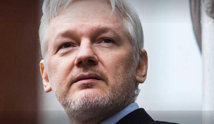 Julian Assange dispuesto a entregarse si justicia británica asegura que no lo extraditará a EEUU