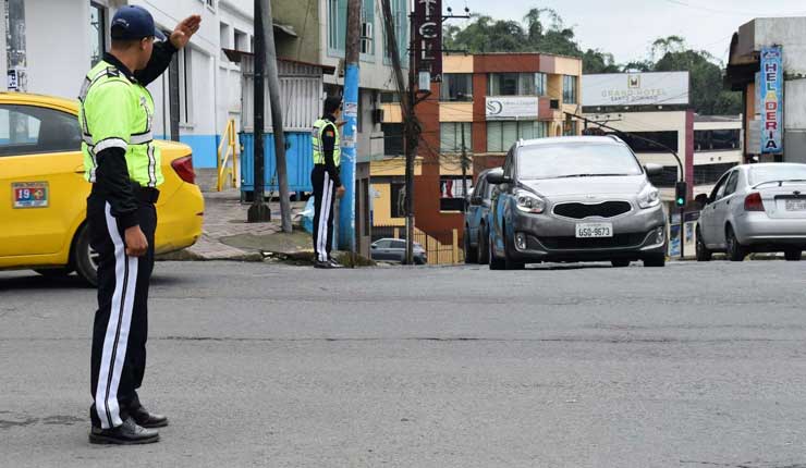 Agentes Civiles de Tránsito cumplen un mes de funciones en Santo Domingo