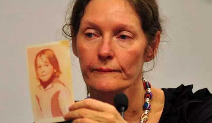 La madre de Assange denuncia la tortura que vive su hijo en la Embajada (Audio)