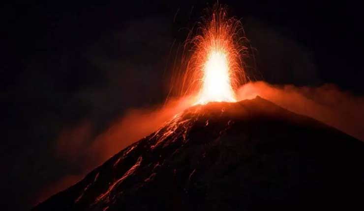 Nueva erupción del Volcán de Fuego deja miles de personas afectadas