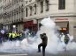 Francia: chalecos amarillos bloquean rotondas