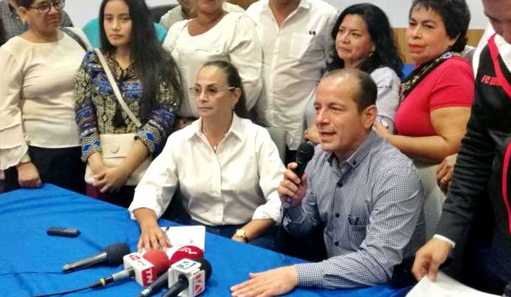 Pierina Correa inscribe su candidatura a la prefectura del Guayas