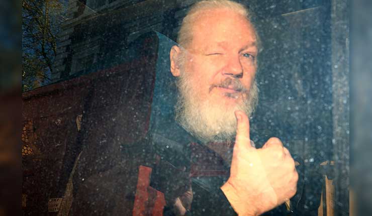 Julian Assange, Ecuador, Cárcel,