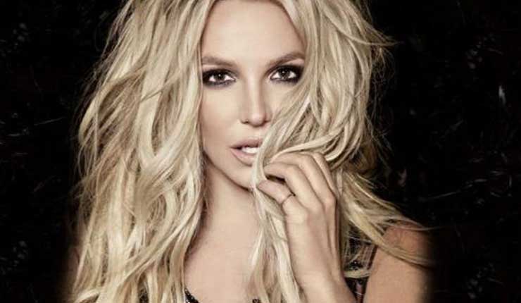 Britney Spears, Cantante, Farándula,